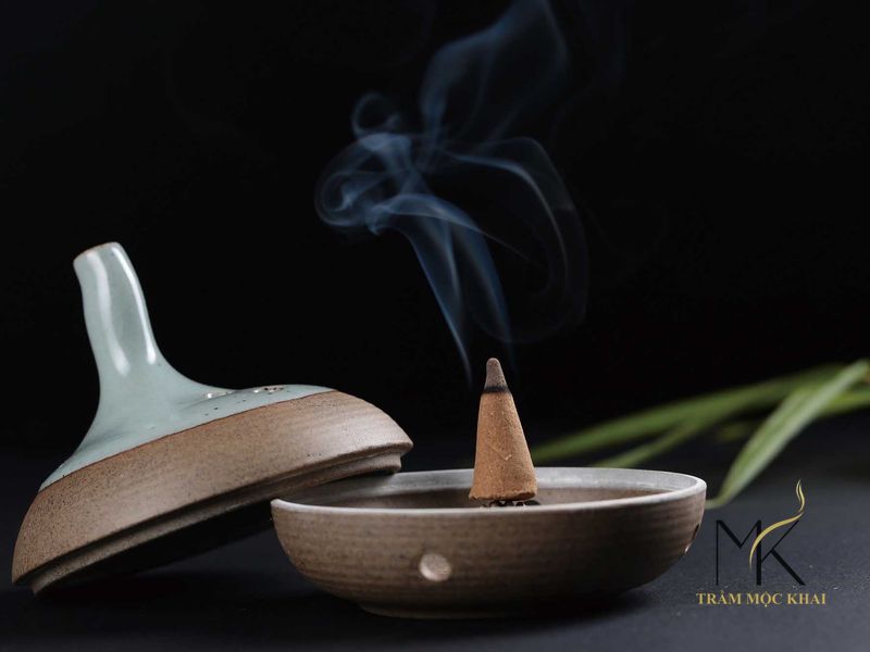 Xông trầm tự nhiên